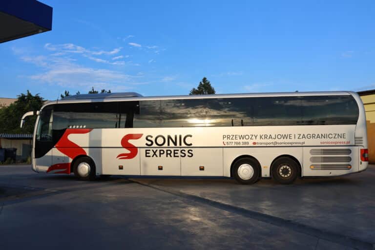 Wynajem autokaru Bytom - Sonic Express